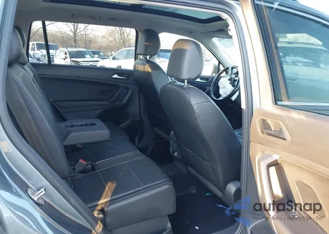 2019 Volkswagen Tiguan 2.0T Se/2.0T Sel/2.0T Sel R-Line/2.0T Sel R-Line Black из США, поврежденный, VIN 3VV2B7AX5KM076600